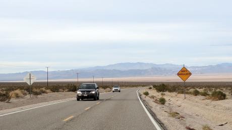 Roadtrip durch die Mojave-Wüste: In den USA hat man lieber einen internationalen Führerschein dabei, da der deutsche Führerschein allein dort nicht anerkannt werden muss.