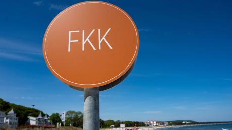 Ein FKK-Strand auf der Insel Rügen: Die Freikörperkultur hat gerade im Osten Deutschlands eine lange Tradition, Vereine sind dort aber rar gesät - zumindest laut Angaben des Deutschen Verbands für Freikörperkultur.
