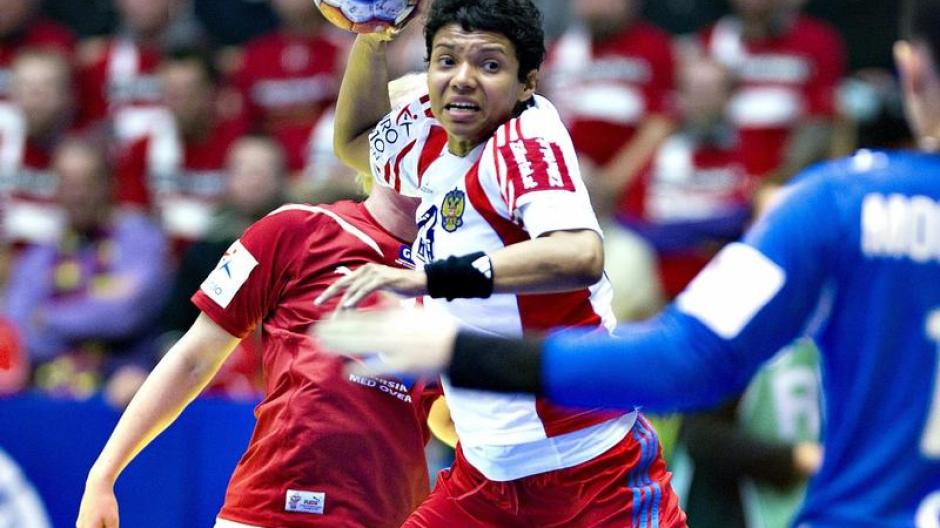 Handball: Handball-EM: Dänemark schlägt Weltmeister ...