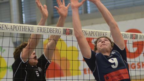 Den Ball immer im Blick hat Friedbergs Zuspieler und Trainer Alex Hurler. Der 23-Jährige ist nicht nur in der Halle stark, er zählt auch zu den besten Beachvolleyballern in Bayern.