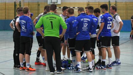 Lange mussten die Handballer des TSV Bobingen warten, nun ist es endlich so weit: Am Samstag kommt es in der Bezirksoberliga zum Derby gegen den Nachbarn vom BHC Königsbrunn. 