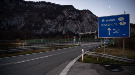 Schon jetzt ist die Brenner-Route oft überlastet. Doch ab 2025 könnte eine wichtige Brücke einspurig werden.