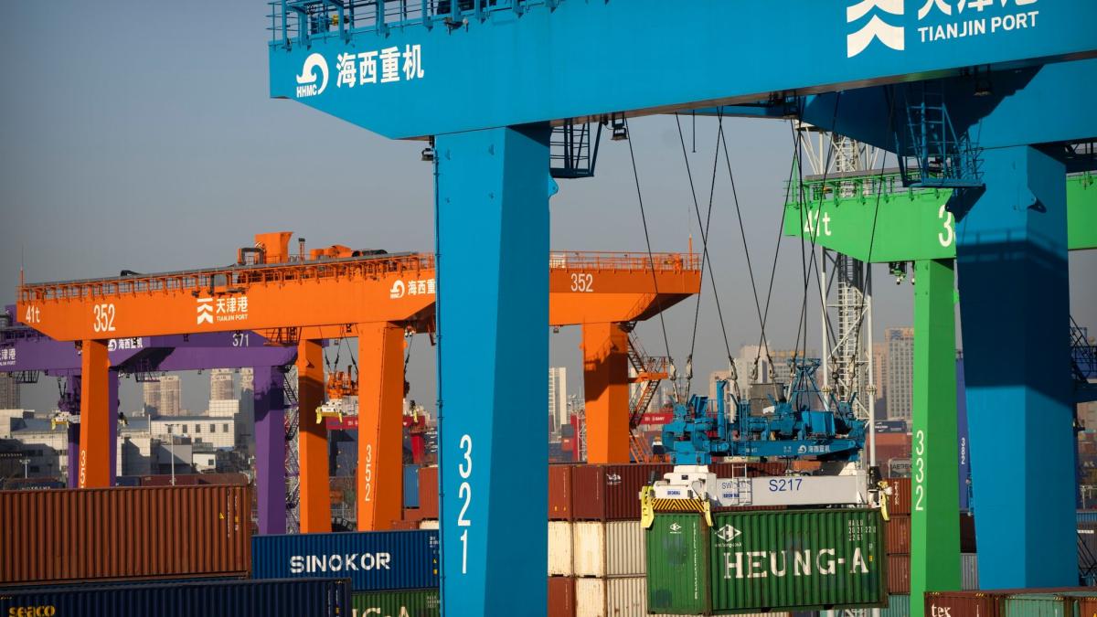 #Chinas Exporte unerwartet stark eingebrochen
