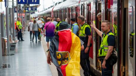 Die Versprechungen der Deutschen Bahn vor der EM seien «mehr als optimistisch» gewesen, kritisiert der Fahrgastverband Pro Bahn.